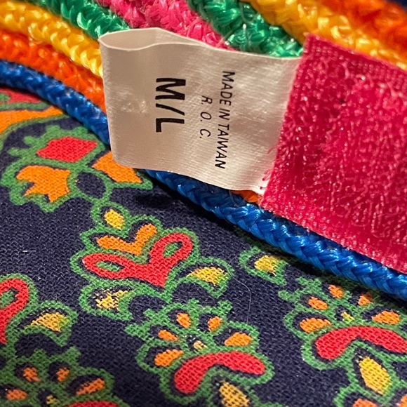 Vintage rainbow 🌈 Velcro belt EUC! - Picture 5 of 13